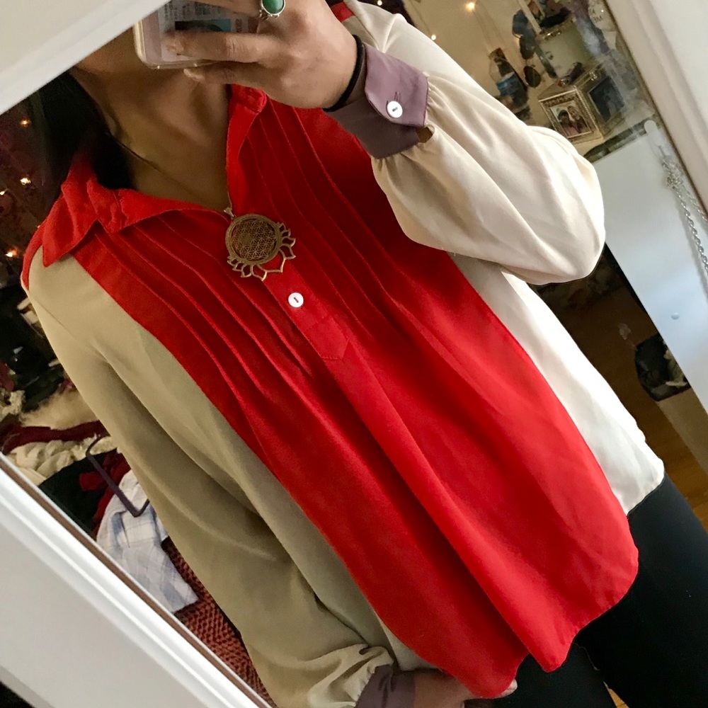 Chloe K longsleeve colorblock blouse